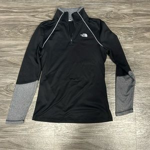 Women’s Small Quarter-Zip